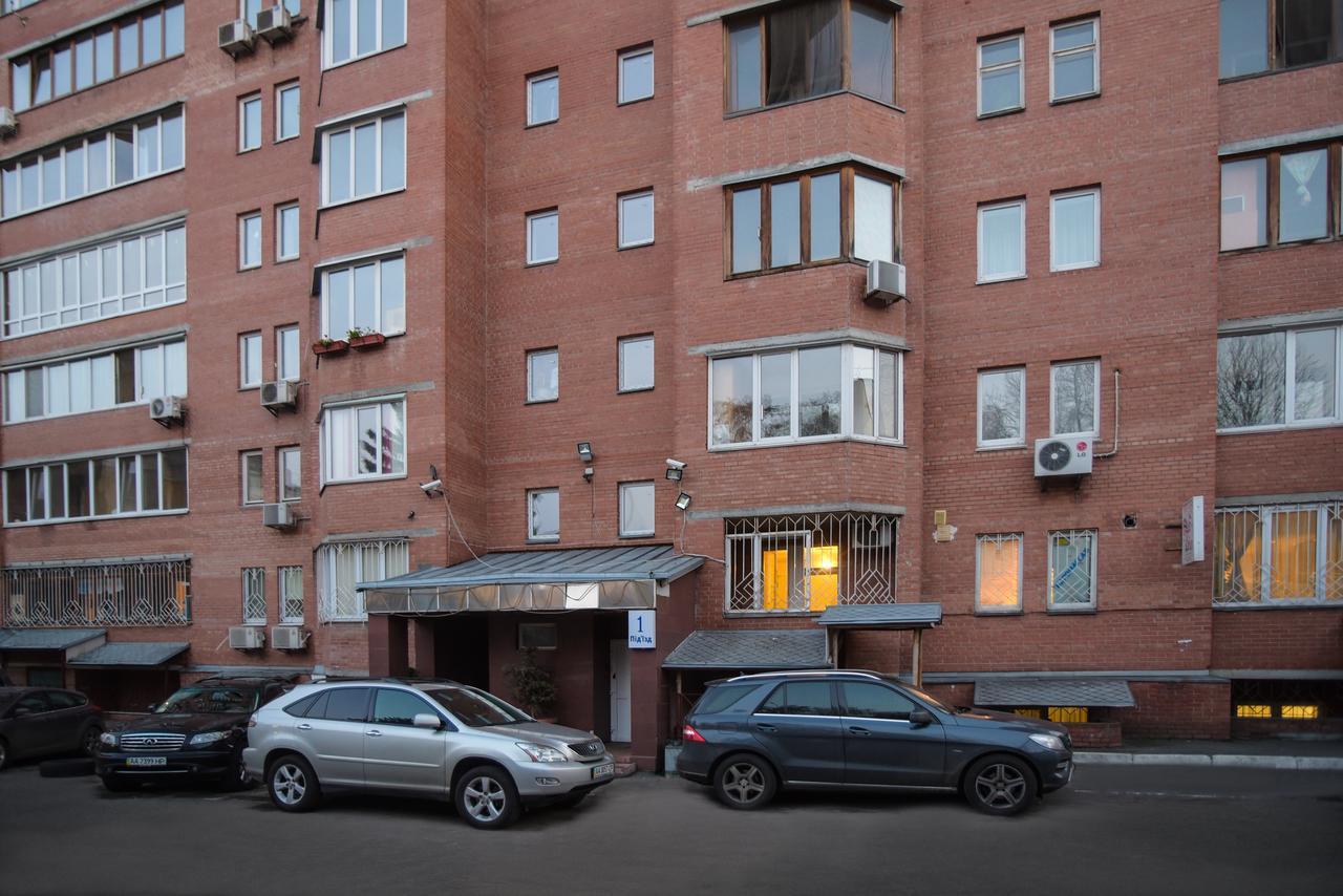 Aparthotel On Klinichna St. 키예프 외부 사진